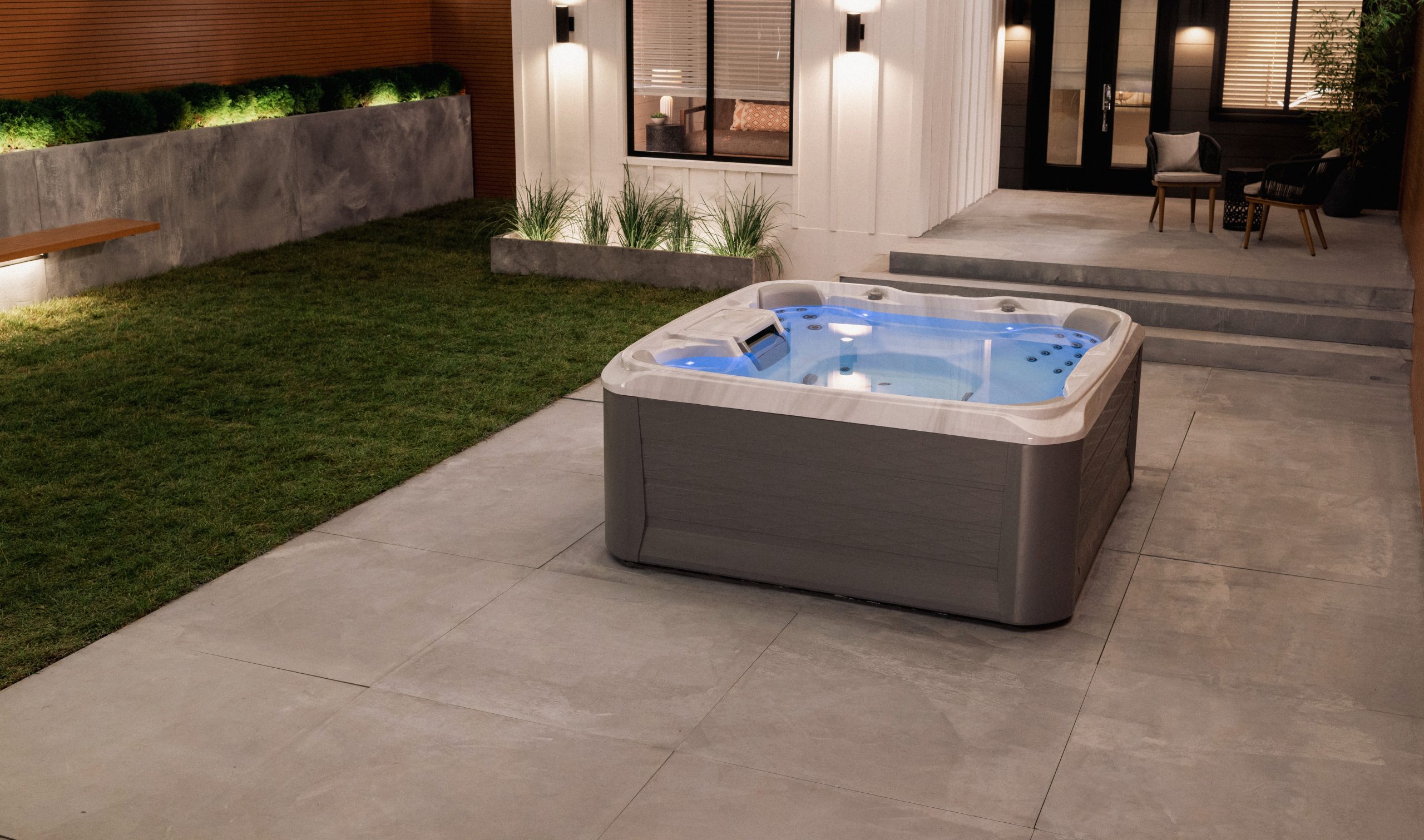 Sundance Spas Serie 680 McKinley Edison Peyton Colombia